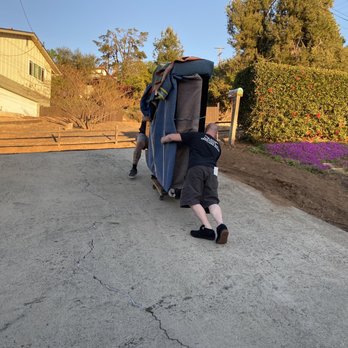 San Diego Piano Movers - Look at their body mechanics. This driveway is really really steep and these guys handled it NO PROBLEM. - Movers Near Me - Escondido, California San Diego Piano Movers - Look at their body mechanics. This driveway is really really steep and these guys handled it NO PROBLEM. - Movers Near Me - Escondido, California