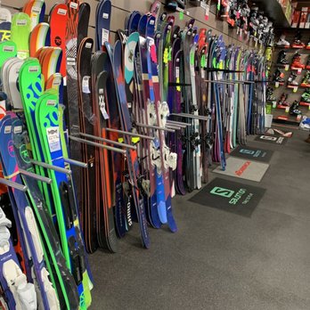 Bobos Ski Board Patio - New skis - Ski & Snowboard Shops Near Me - Reno, Nevada Bobos Ski Board Patio - New skis - Ski & Snowboard Shops Near Me - Reno, Nevada