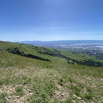 Mission Peak Trail Head - Hiking Near Me - Fremont, California