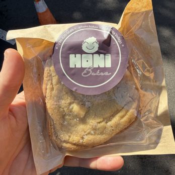 First Wave Coffee - White chocolate macadamia nut cookie - Coffee & Tea Near Me - Maui, Hawaii