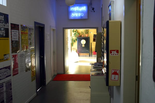 Instant Sleep Backpacker Hostel by null