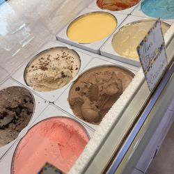 Frutería Y Nevería Bombitas - Ice cream