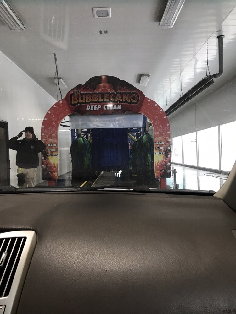 BLUE IGUANA CAR WASH CLOSED Updated August 2024 701 E Lewis And Clark Pkwy, Clarksville