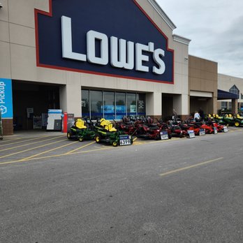Lowe's Home Improvement - Hardware Stores Near Me - Avon, Indiana