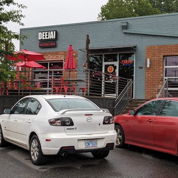 Deejai  Noodle Bar - Thai Near Me - Charlotte, North Carolina