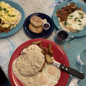 The Range Café - Biscuits and gravy with carne adovada and Chicken fried steak - Mexican Near Me - Bernalillo, New Mexico