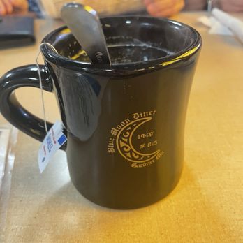 Blue Moon Diner - Hot Tea - Diners Near Me - Gardner, Massachusetts