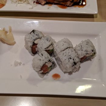 Yanagi Sushi - Philly Roll. - Japanese Near Me - Honolulu, Hawaii Yanagi Sushi - Philly Roll. - Japanese Near Me - Honolulu, Hawaii