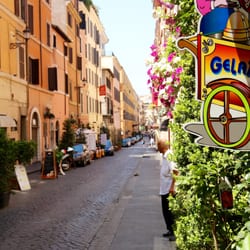 Sojourn Italy - A typical cobble stone road. Trastevere, Italy (Southern Exposure Journey)