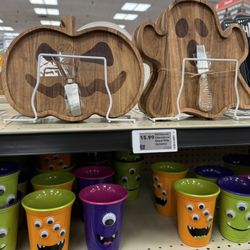 Schnucks Mid Rivers - Super cute Halloween charcuterie boards and cups