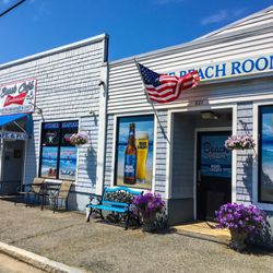 Beach Cafe and Pub - Exterior Front entrance