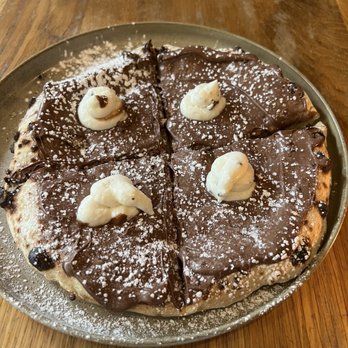 Fiorellino - Nutella Pizza with Ricotta for dessert! - Italian Near Me - Montreal, Quebec Fiorellino - Nutella Pizza with Ricotta for dessert! - Italian Near Me - Montreal, Quebec