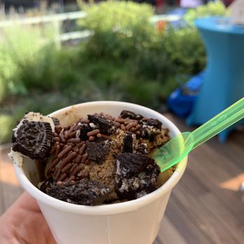 Tipsy Scoop Catering - Dark Chocolate Whiskey with Oreos and Sprinkles - Caterers Near Me - New York, New York
