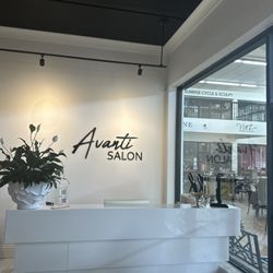 Avanti Salon - Reception