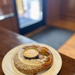 Die Bierstube Restaurant - Pretzel