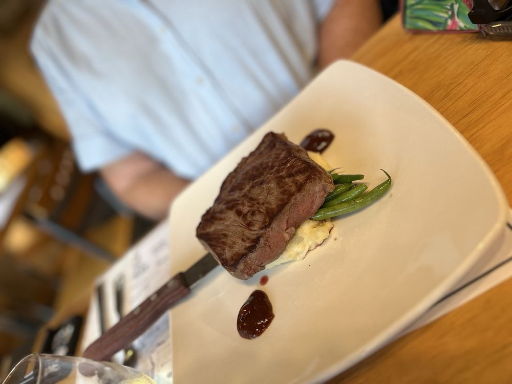 Gates Ausable Lodge - Restaurant Logo