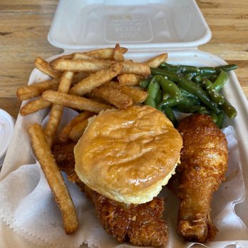 Mike's Chicken - Hot chicken combo. It was all delicious! - Chicken Shop Near Me - Dallas, Texas Mike's Chicken - Hot chicken combo. It was all delicious! - Chicken Shop Near Me - Dallas, Texas