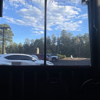 Mr Zeke's Restaurant - the view from my patio table - Burgers Near Me - Lakeside, Arizona