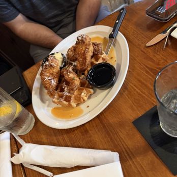 Hoppin' Johnz - Chicken and waffles - Southern Near Me - Elizabeth City, North Carolina Hoppin' Johnz - Chicken and waffles - Southern Near Me - Elizabeth City, North Carolina