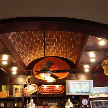 La Casa del Habano - Bar area - Tobacco Shops Near Me - Tijuana, BCN La Casa del Habano - Bar area - Tobacco Shops Near Me - Tijuana, BCN