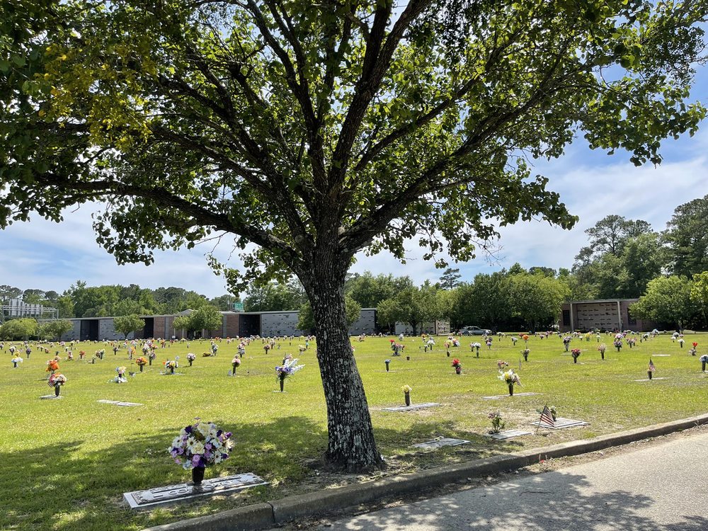 CAROLINA FUNERAL HOME & CAROLINA MEMORIAL GARDENS Updated August 2024 47 Photos & 11 Reviews