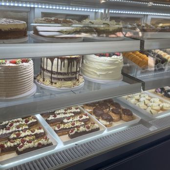 Nosh Desserts - Custom Cakes Near Me - Nashville, Tennessee Nosh Desserts - Custom Cakes Near Me - Nashville, Tennessee