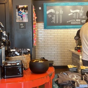 Bitty & Beau's Coffee - Coffee & Tea Near Me - Charleston, South Carolina