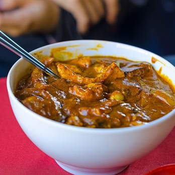 Thai Culture - a bowl of curry and a bowl of rice - Thai Near Me - Oshawa, Ontario Thai Culture - a bowl of curry and a bowl of rice - Thai Near Me - Oshawa, Ontario