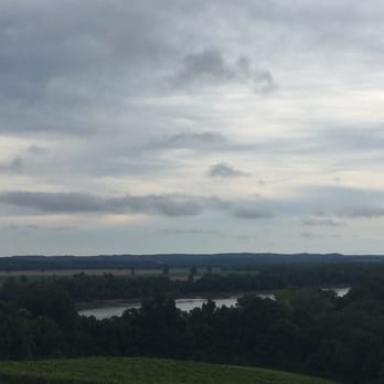 OakGlenn Vineyards & Winery - Beautiful view! - Wineries Near Me - Hermann, Missouri OakGlenn Vineyards & Winery - Beautiful view! - Wineries Near Me - Hermann, Missouri
