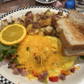 Black Bear Diner - Diners Near Me - Rancho Cucamonga, California