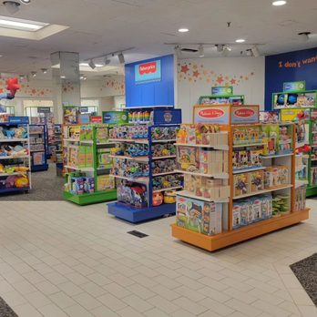 Macy's - Department Stores Near Me - Paramus, New Jersey