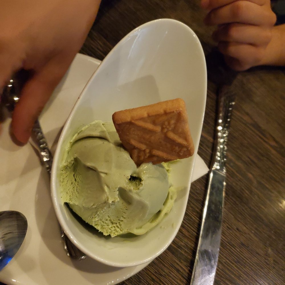 High Tide - Pistachio ice cream was amazing - Seafood Near Me - Gilbert, Arizona