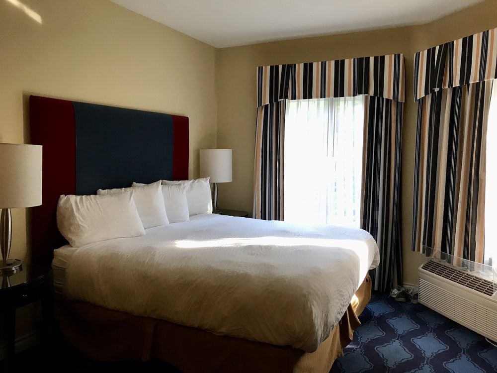 Plaza Inn and Suites