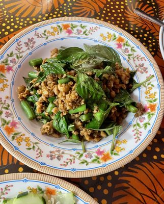 Ghin Khao Eat Rice by null