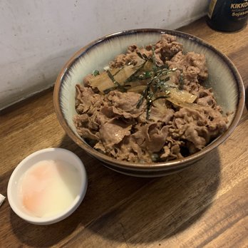 Heno Heno - Gyu (beef) don (rice bowl), large size with added onsen tamago (egg) - Japanese Near Me - Berlin, BE