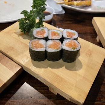 SriThai  Thai Kitchen & Sushi Bar - Duluth - salmon roll - Japanese Near Me - Duluth, Georgia