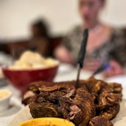 Tito Rad's Grill - Crispy Pata