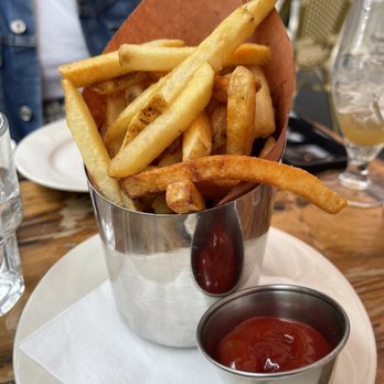 Ainslie - Truffle Fries - Beer Gardens Near Me - Brooklyn, New York Ainslie - Truffle Fries - Beer Gardens Near Me - Brooklyn, New York