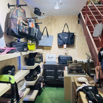 NEON - Herschel - Women's Clothing Near Me - Montreal, Quebec