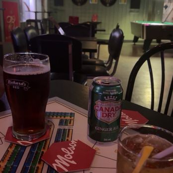 Bar Liqueur - Sports Bars Near Me - Montreal, Quebec Bar Liqueur - Sports Bars Near Me - Montreal, Quebec