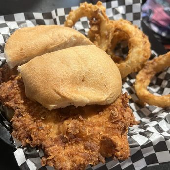 Black Creek Bar and Grill - Crispy chicken Sammie w/ onion rings - Salad Near Me - Devine, Texas