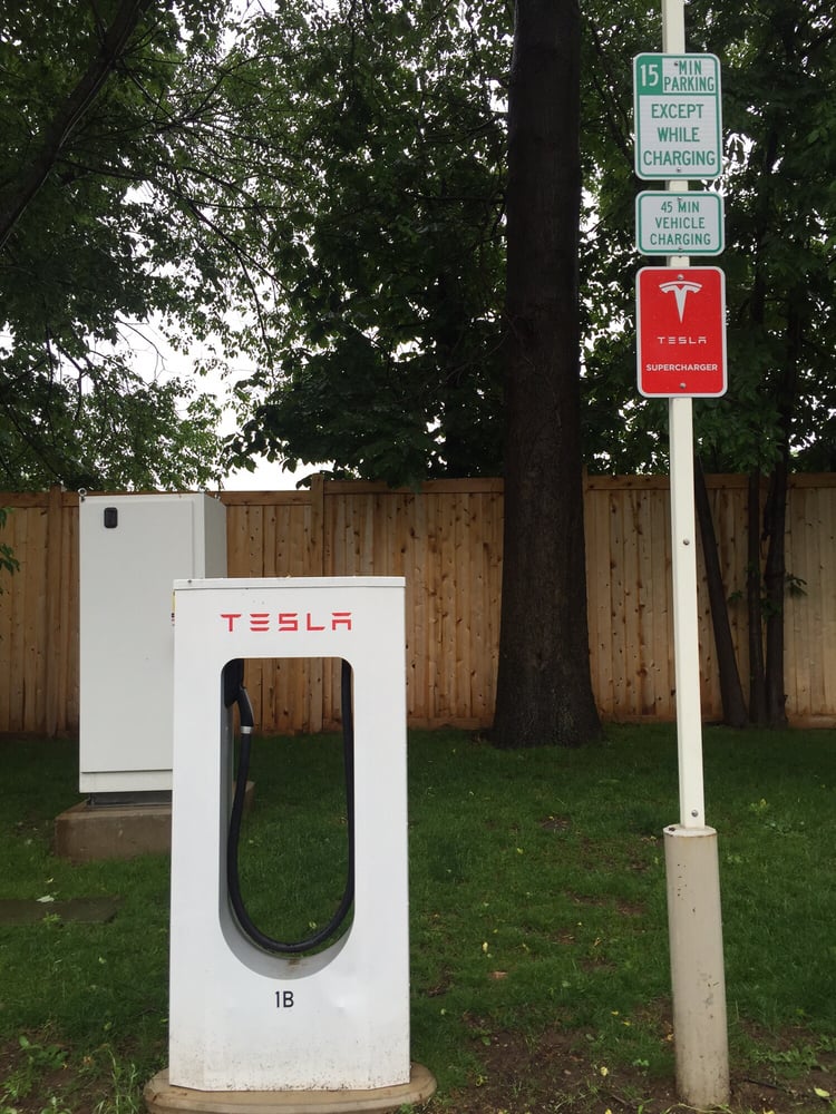 MOBIL Updated September 2024 81120 Merritt Pkwy, Canaan