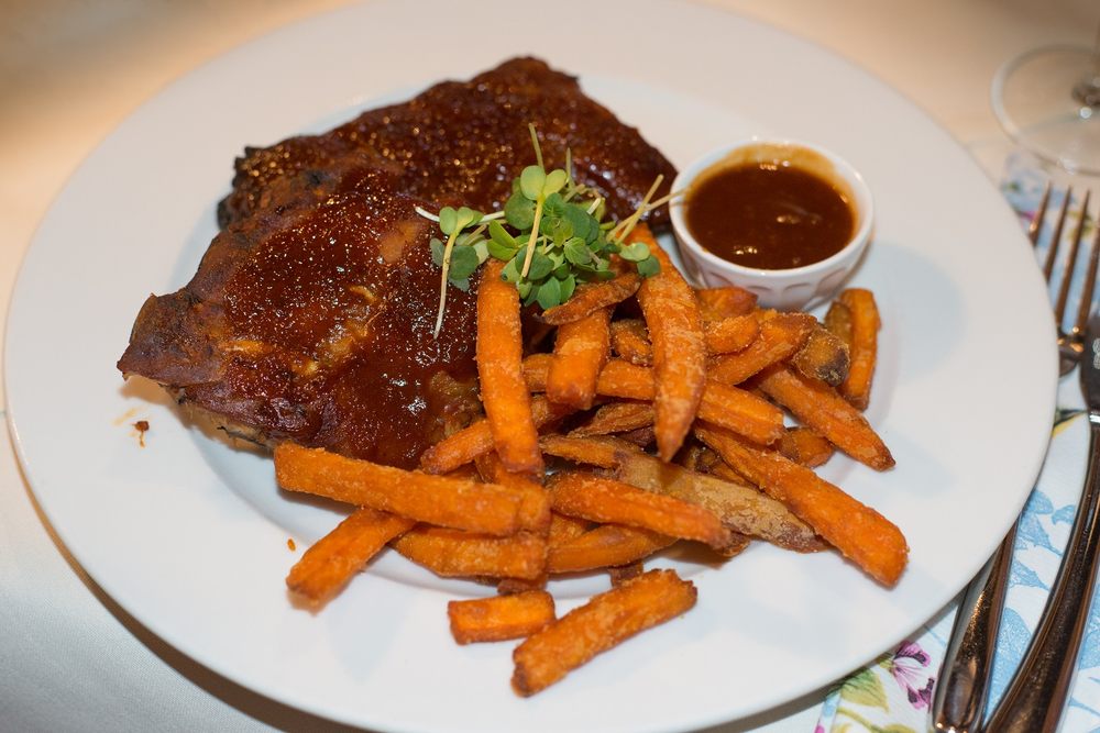 SCHUCH’S RESTAURANT - Updated August 2024 - 122 Photos & 67 Reviews ...