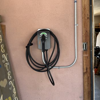 Corona Electric - Level 2 EV Charger - Electricians Near Me Corona Electric - Level 2 EV Charger - Electricians Near Me