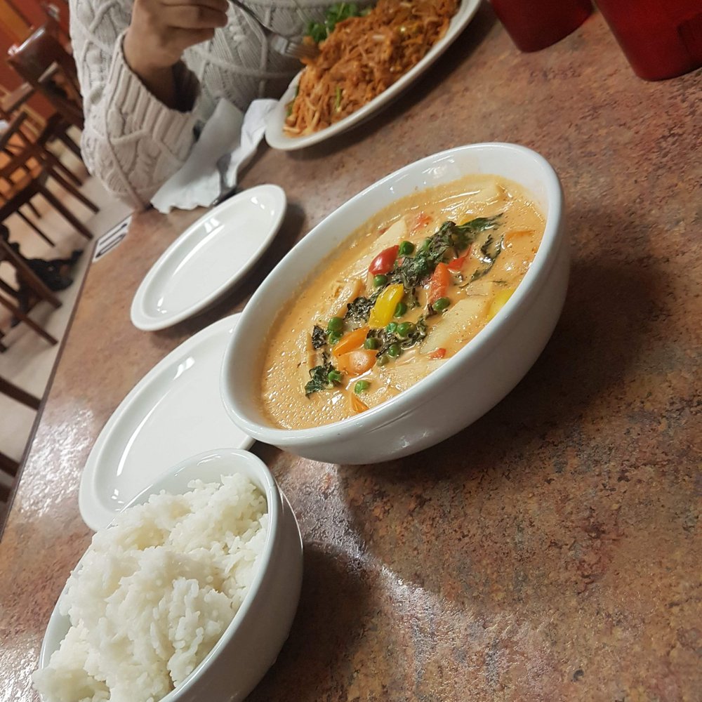 Pho and Thai - Beef curry - Vietnamese Near Me - Eagle River, Alaska