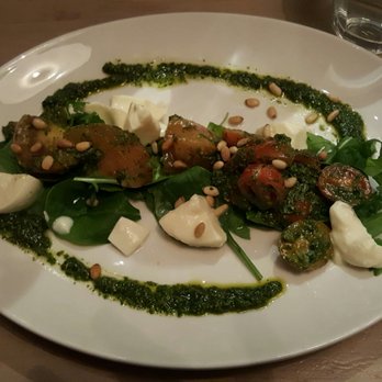 The Boxty House - Mozzarella and tomato salad - Irish Near Me - Dublin, D The Boxty House - Mozzarella and tomato salad - Irish Near Me - Dublin, D