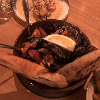 Surf Restaurant - Mussels - Seafood Near Me - Woburn, Massachusetts