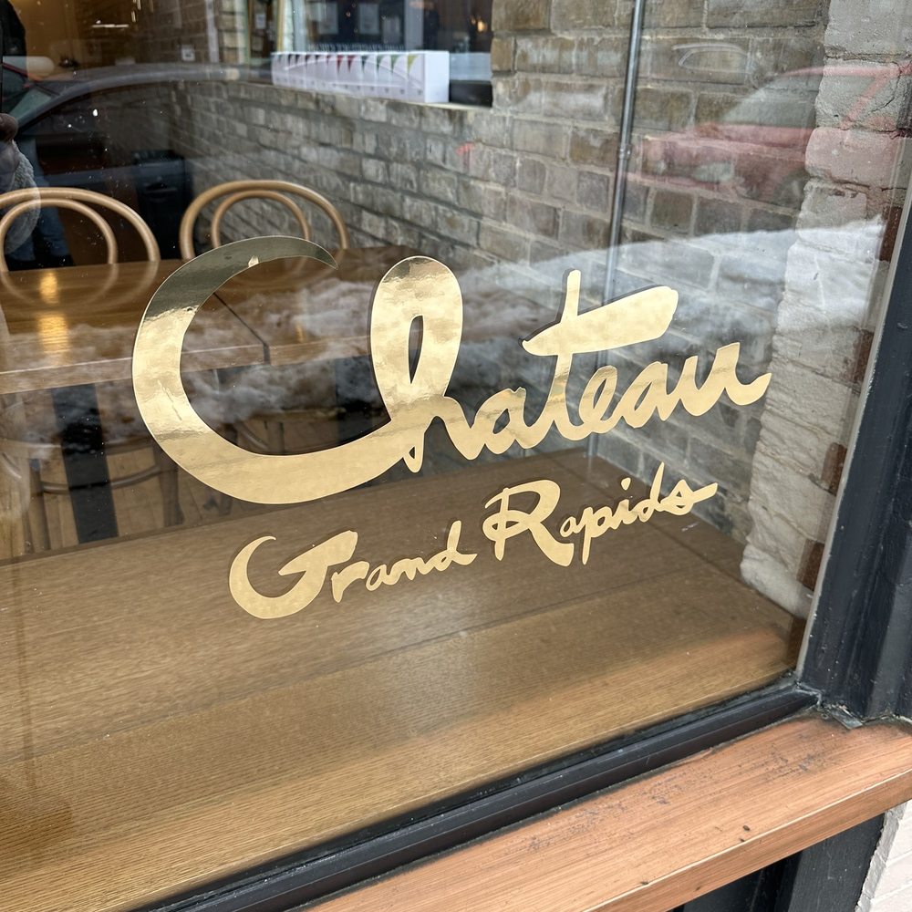 Chateau Grand Rapids Chateau Grand Rapids