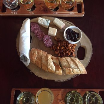 Castle Hill Cider - Cideries Near Me - Keswick, Virginia Castle Hill Cider - Cideries Near Me - Keswick, Virginia