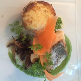 Enskede Värdshus - Restaurants Near Me - Enskede, Alberta